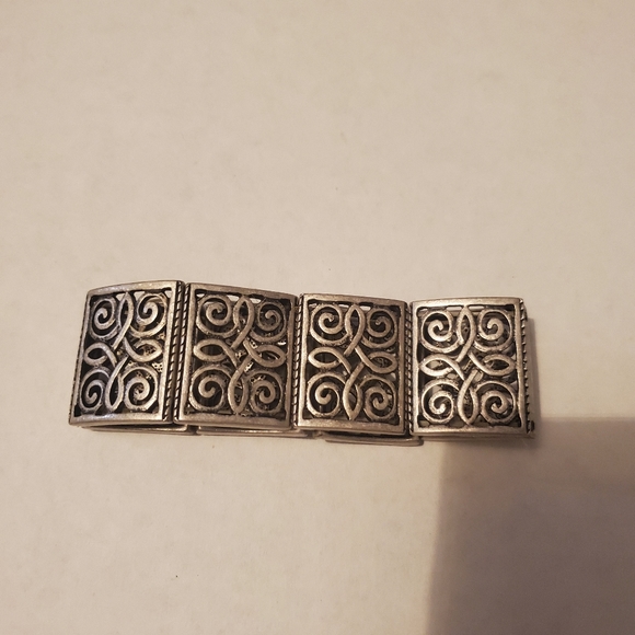 3/$ 25 SILVER FILAGREE STRETCH CUFF BRACELET NWOT - Picture 2 of 3